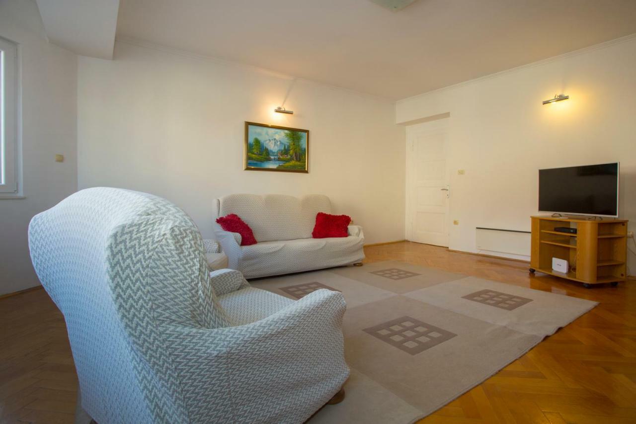Apis Split Apartamento Exterior foto