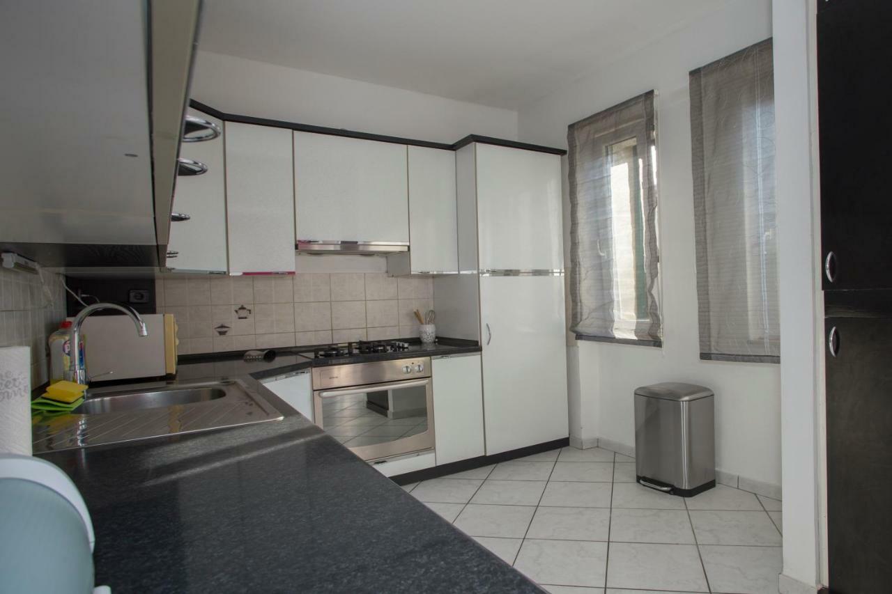 Apis Split Apartamento Exterior foto